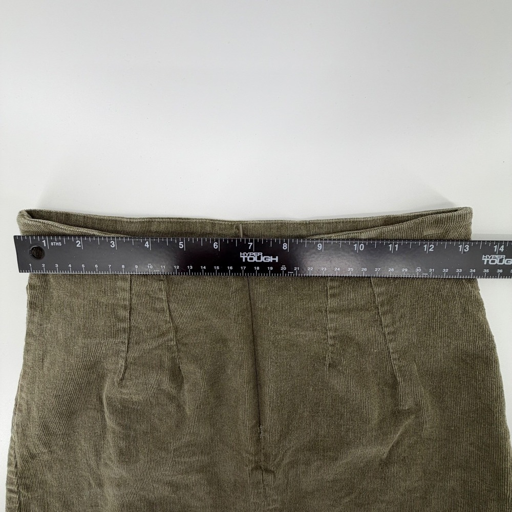 Altar'd State Skirt Womens Size Medium Green Front Button Micro-Corduroy Mini‎ - Picture 2 of 9